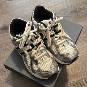 Kids New Balance Silver and Black